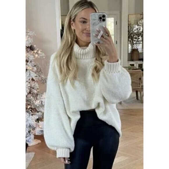 FREE PEOPLE Milo Tunic Sweater in Evening Cream Size X-Small - Picture 1 of 15